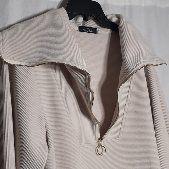 Trendy Queen‎ Beige Quarter Zip Oversized Pullover Women's Size Medium Shirt - Picture 4 of 11